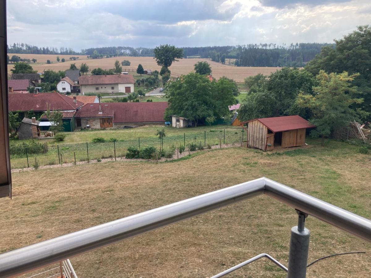 Dum U Lipky Apartment Svetla nad Sazavou Luaran gambar